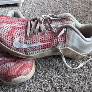 Nike Women’s Pink and White Mesh Athletic Sneakers